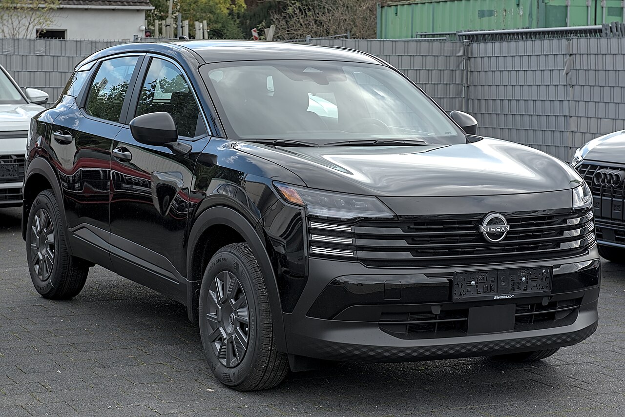 Nissan Kicks SUV compacto visto de frente